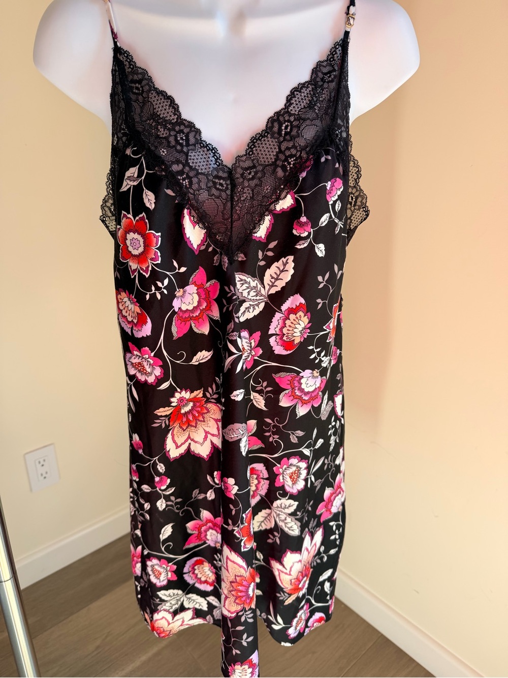 Linea Donatella Black Satin Chemise with Pink Floral Pattern S.